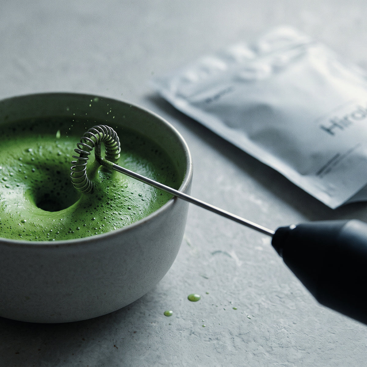 Mousseur électrique pour matcha